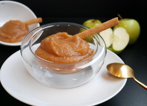 Apple compote