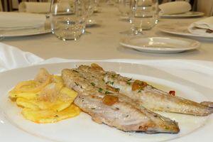 Grilled horse mackerel with golden potato slices