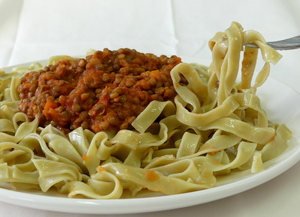 Fetuccini with lentil bolognese sauce