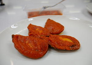 Mejillones tigres con salsa de tomate picante