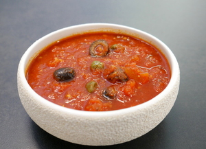 Salsa puttanesca