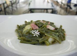 Green beans with potatoes