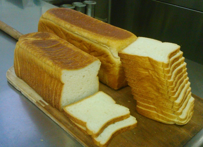Pan de molde o pan inglés