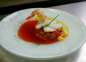 Ajoarriero style (cod, green and red peppers, tomato, garlic and onion) cod with prawns