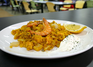 Arroz del Senyoret en Mimcook acompañado de salsa alioli