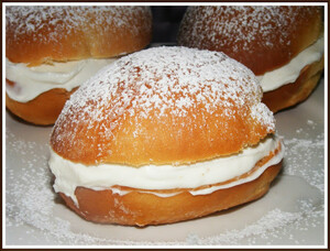 Bollos de nata