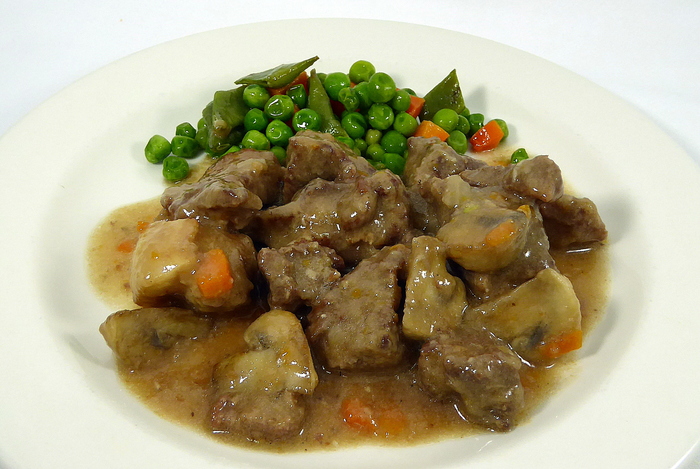 Beef stew seasoned with thyme and vegetables