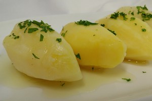 Steamed potatoes