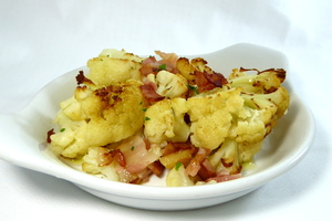 Sautéed cauliflower with fried sauce 