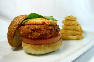 Vegan burguer with romesco sauce