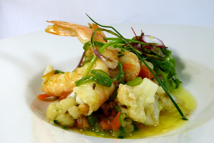 Warm mushroom, prawn and seasonal vegetable salad