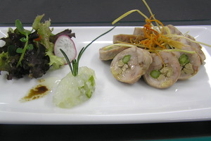 Quail stuffed with foie gras salad