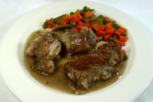 Ragout de pollo al vino tinto