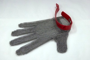 Metal mesh glove