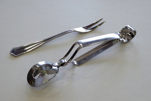 Snail tongs