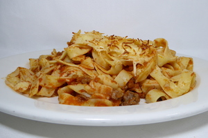 Fetuccini Bolognese