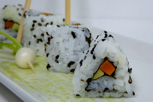 Uramaki (California roll)