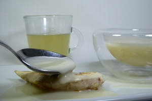 Salsa velouté con fondo blanco