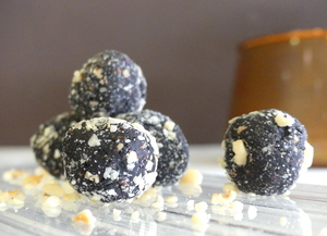 Carob and date balls