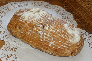 Pan de espelta con pasas y nueces