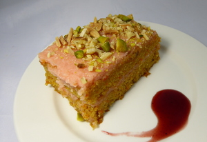 Carrot cake with guava frosting