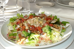 Bean and walnut salad