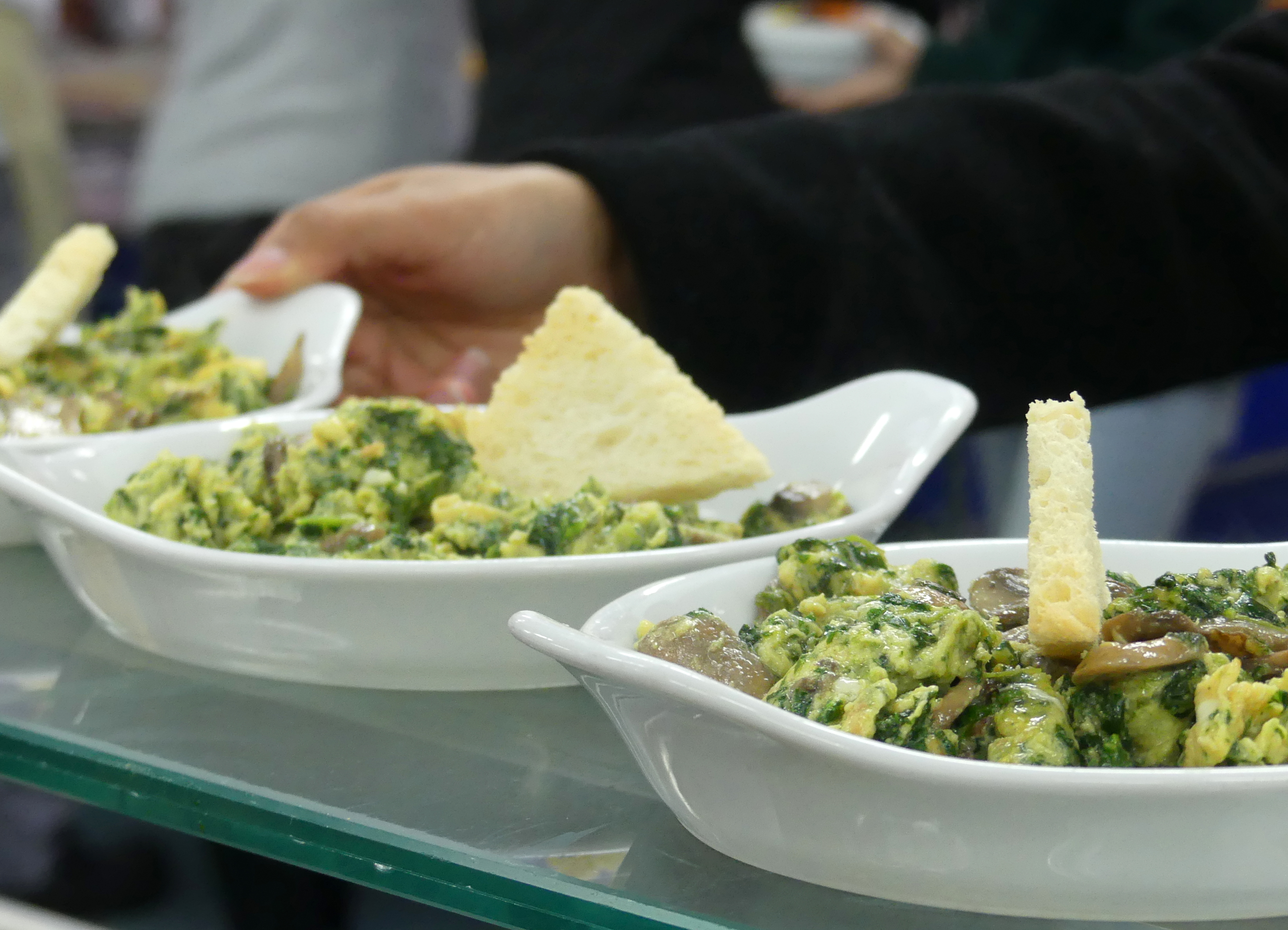 Scrambled Eggs With Spinach And Mushrooms Gastronomia Vasca Escuela De Hosteleria Leioa