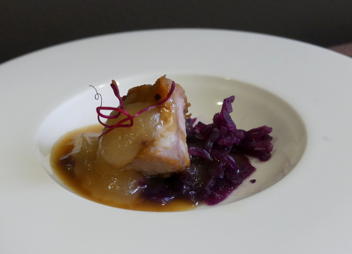 Lacquered bacon, red cabbage sauerkraut and reineta apple