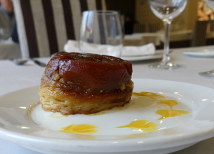 Pear Tatin cake