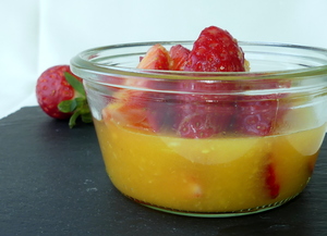 Fresas con zumo de naranja