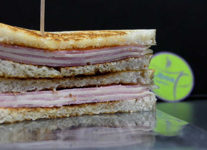 W700 sandwich mixto