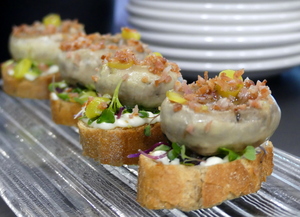 Ham and mushroom pintxo (fingerfood)